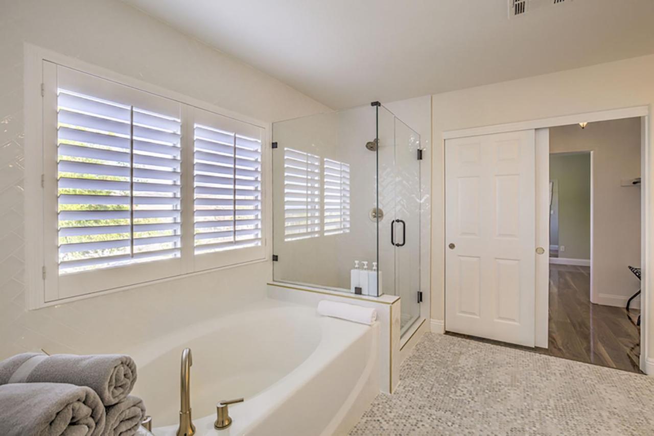 Buddha Gem, Central 6 Bed Room Luxury Home With Pool Hot Tub Game Room And Much More Las Vegas Exterior photo